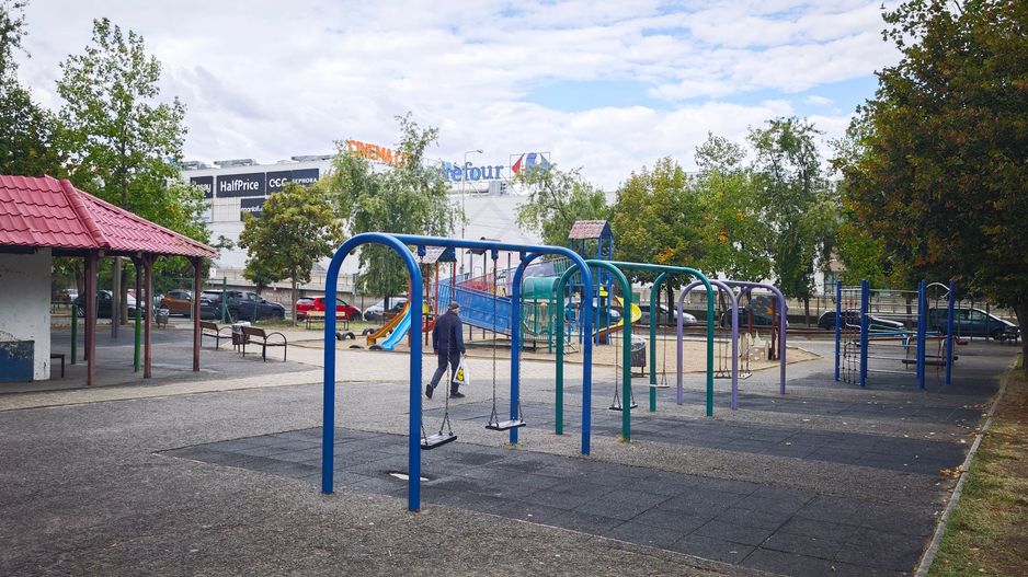 Apartament mare, decomandat, bucatarie separata. PET FRIENDLY. - Poză 33