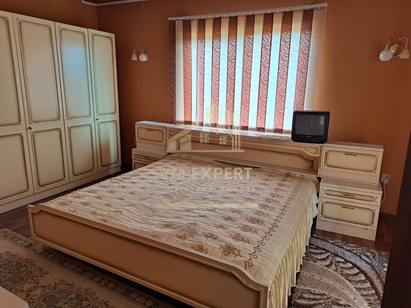 VILA 8 CAMERE, TEREN 1500 MP, BUGHEA DE SUS, ARGES - Poză 6