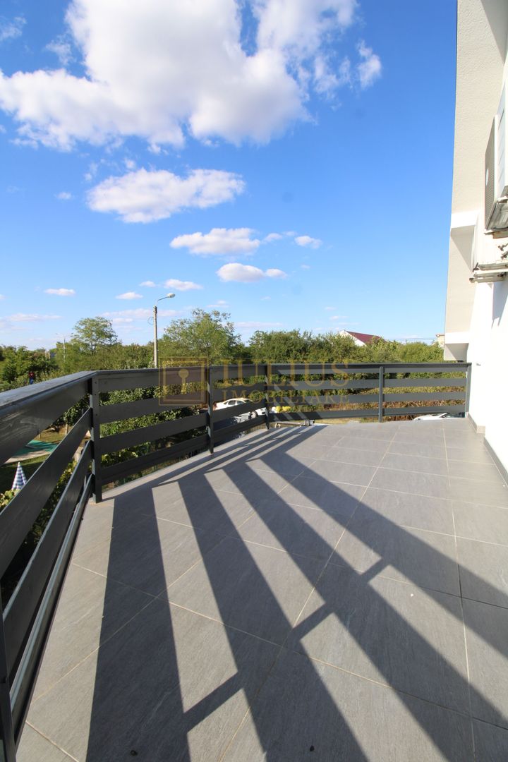 Casa in Blascovici, 5 camere + 3 bai, centrala proprie - Poză 15