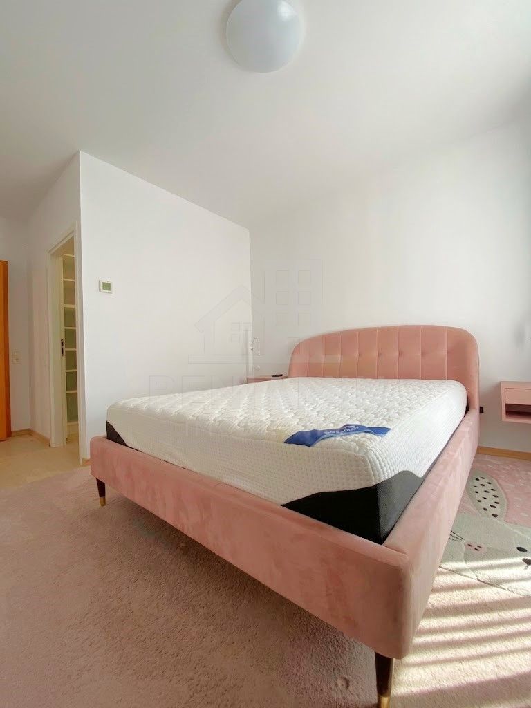 4Decomandate-125mp-Etaj 1-Modern-2Bai-Terasa-Parcare-Avantgarden - Poză 6