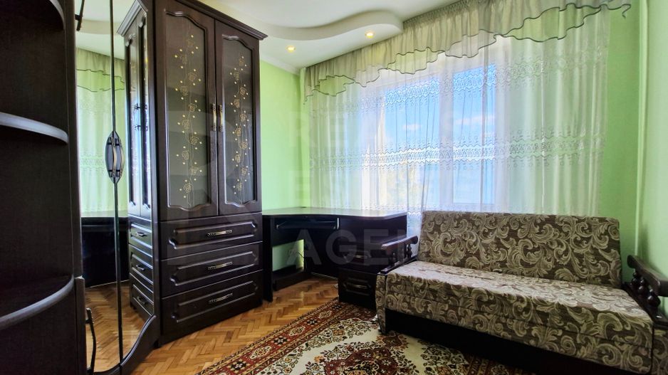 Chirie, apartament, 3 camere, Strada Calea Ieşilor, Sculeni - Poză 3