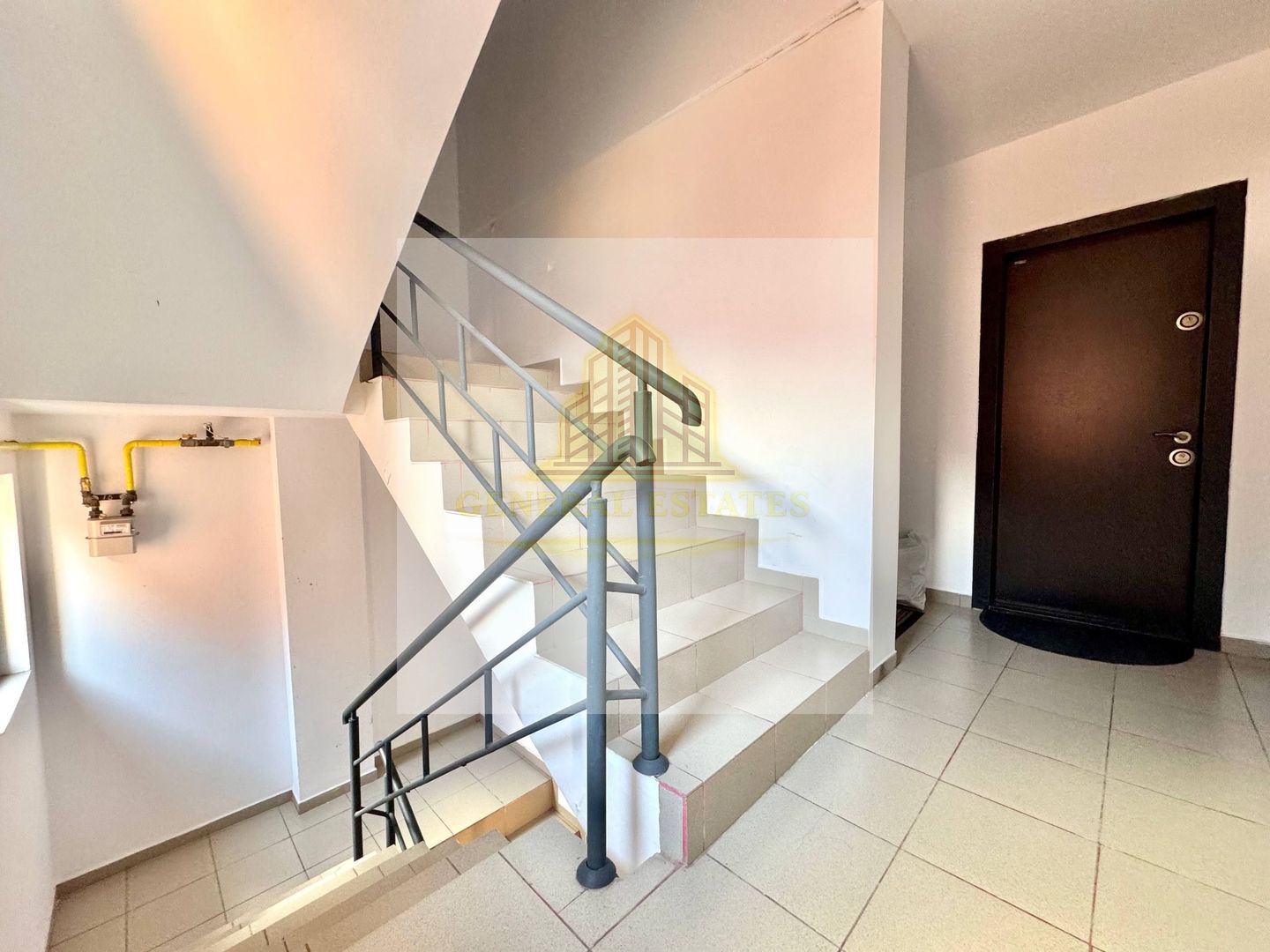 Vânzare apartament cu 3 camere - 130 m.p - în Zona CUG, Iași. - Poză 22