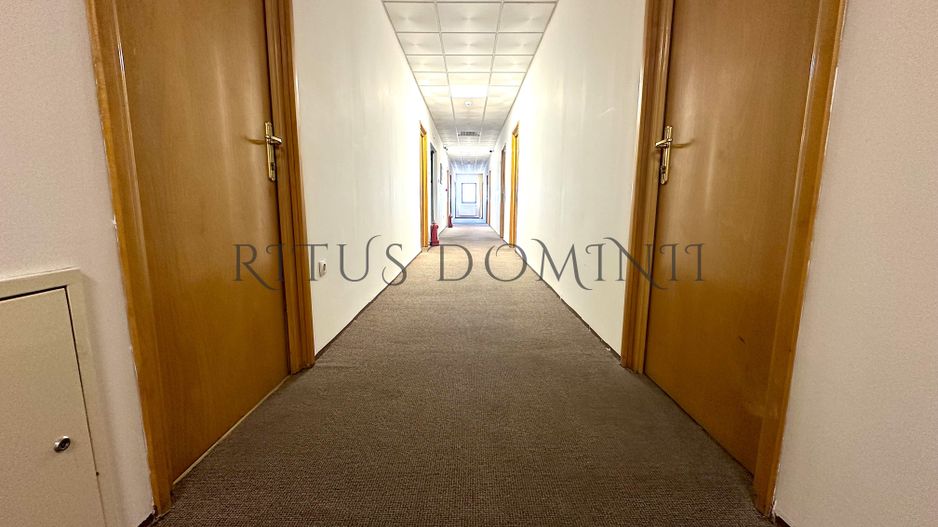 Hotel superb de vânzare, Bihor, 16 camere - Poză 9