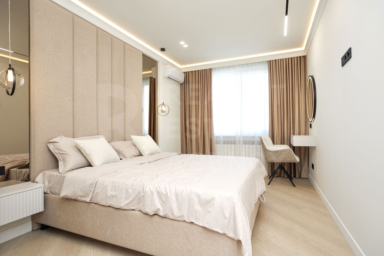 Vânzare, apartament, 2 dormitoare si living, str. Vasile Lupu, Buiucan - Poză 9