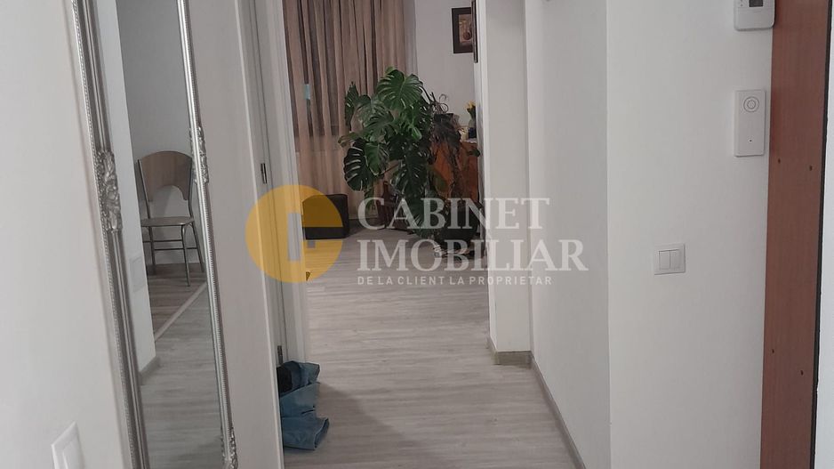 2 camere DECOMANDAT+CURTE+MAGAZIE+LOC DE PARCARE---REDIU - Poză 5