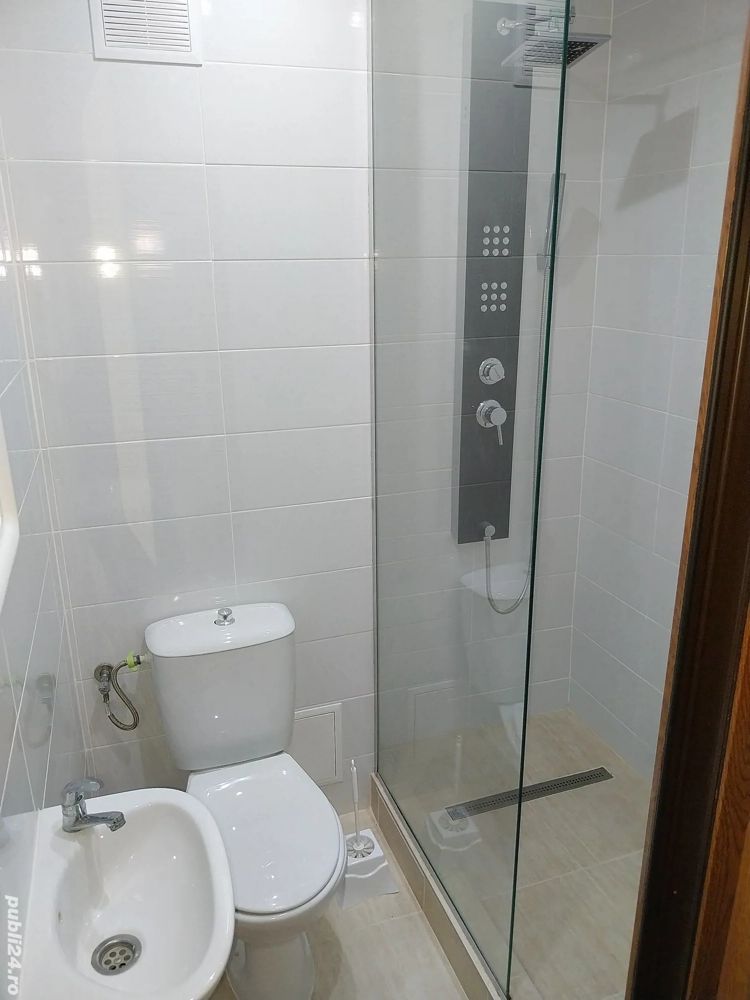 apartament 4 camere - Poză 4