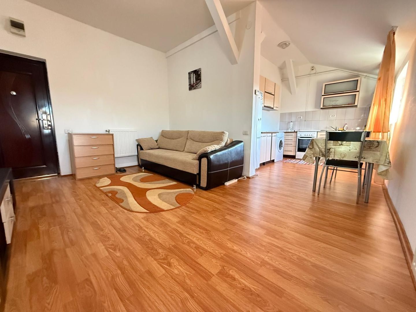 Soarelui-Gen 30 | 2 Camere | Centrala proprie | Disponibil imediat - Poză 2