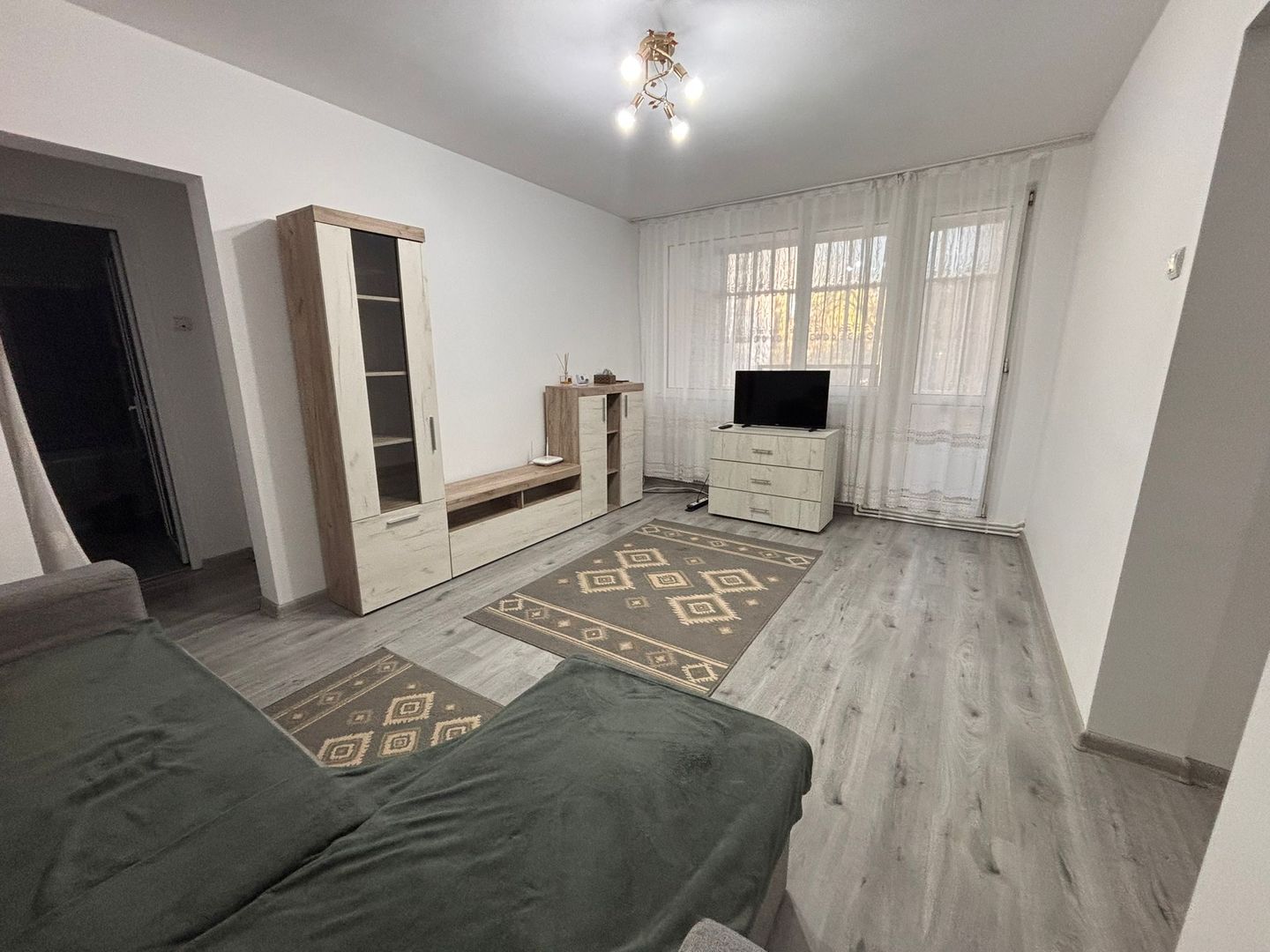 Apartament 2 camere semidecomandat – Tiglina 1, etaj 1 - Poză 15