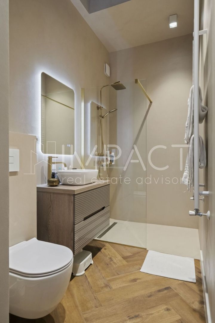 APARTAMENT DEOSEBIT CU 3 CAMERE IN VILA || CURTE - Poză 14