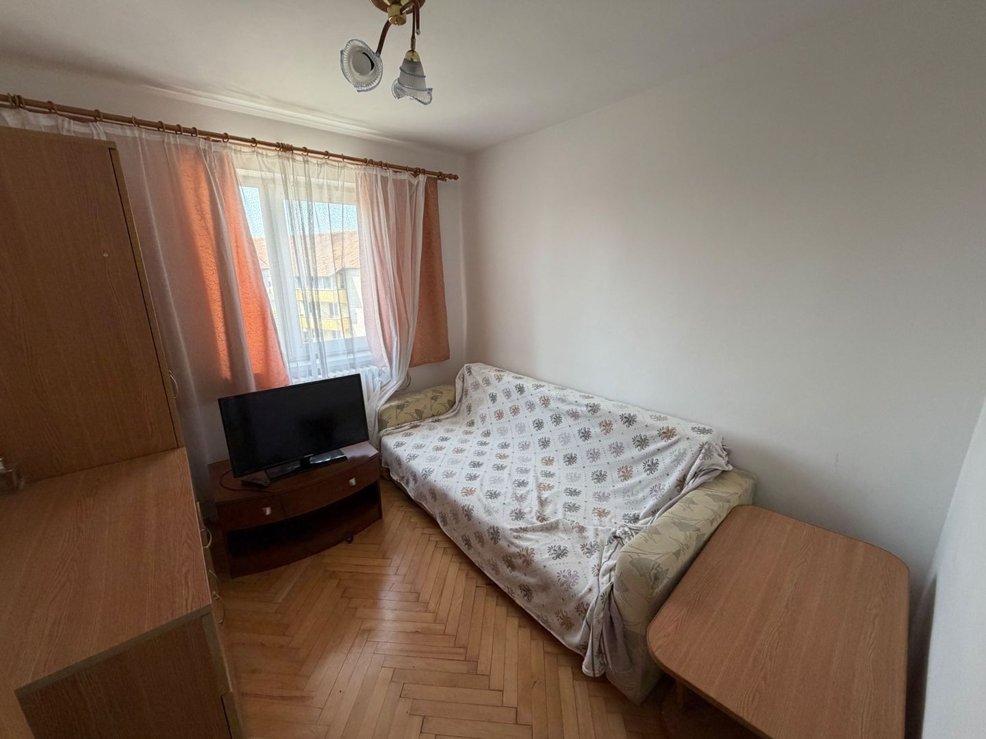 Apartament 3 camere de inchiriat, etaj 5 - zona Cetate - Poză 5