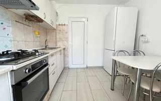 Apartament 4 camere 70 mp 2 bai centrala termica - Inel 2 - Scoala 39 - Poză 4