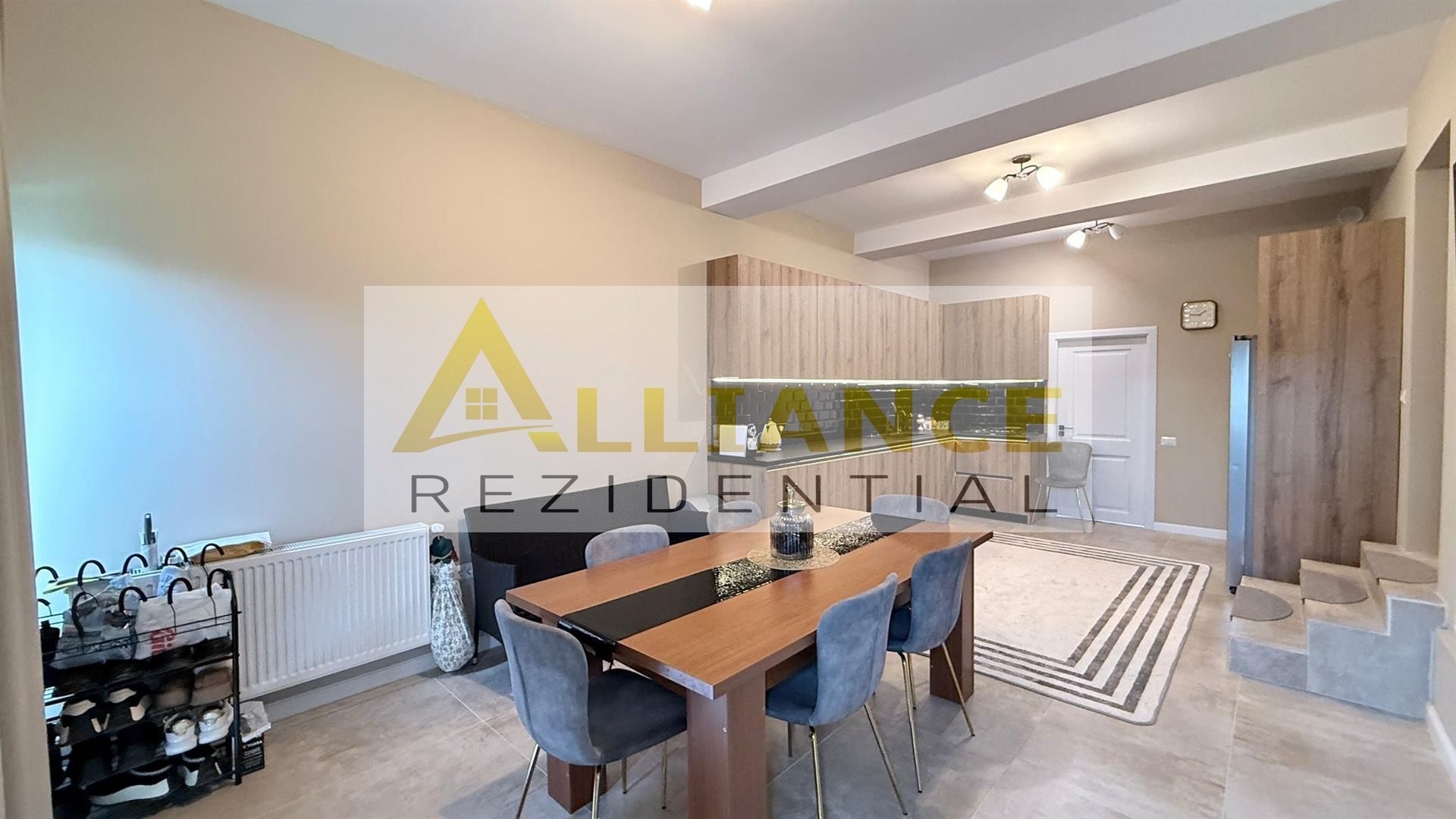 Casa Individuala - 5 camere - 3 bai - 450mp teren - Poză 3
