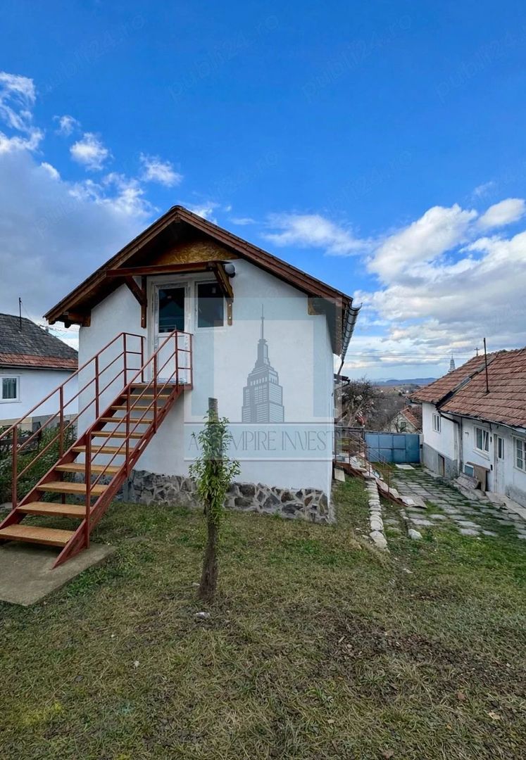 Casă de vânzare /Săcele Cernatu - Poză 2