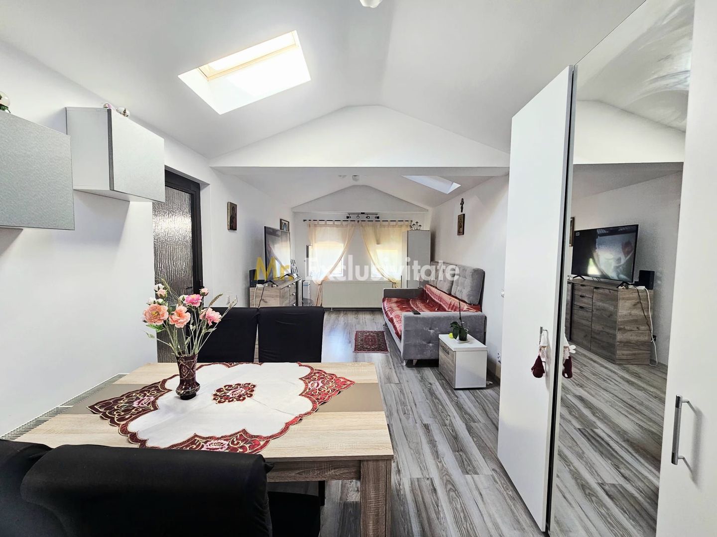 Apartament 3 camere,98 mp-strada Cezar Petrescu/Manastur - Poză 1