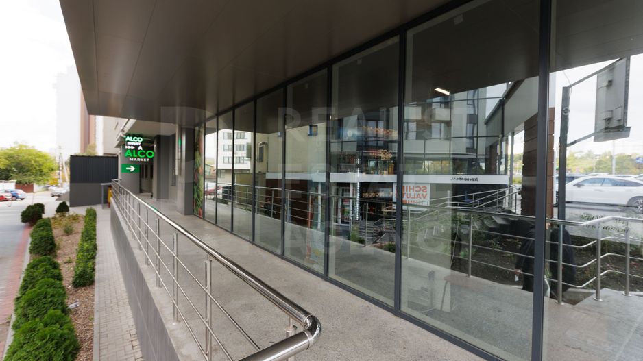 Vânzare, spațiu comercial, 946 mp, bd. Renașterii Naționale, Râșcani - Poză 2