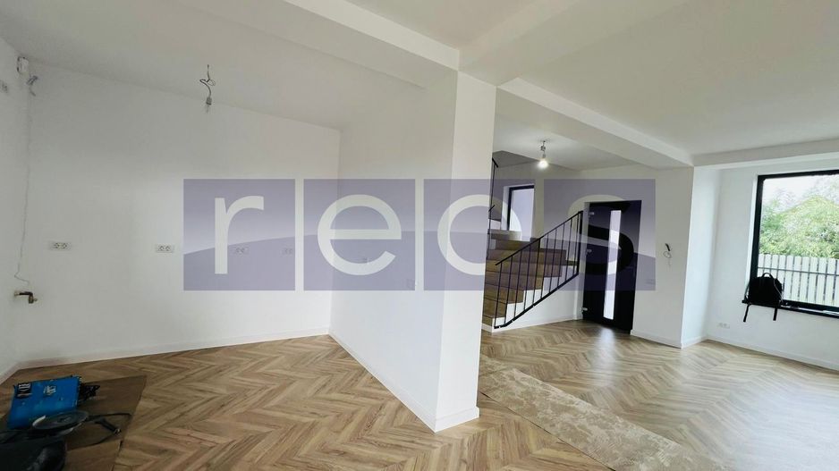 VILA DE VANZARE CORBEANCA 445MP 5 CAMERE - Poză 8