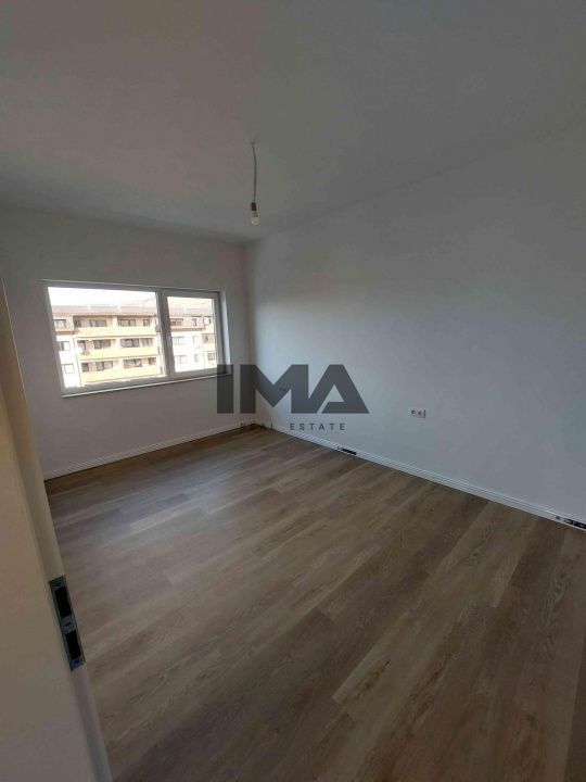 Apartament 3 camere, finisat, orientare Sud , Baciu Regal - Poză 3