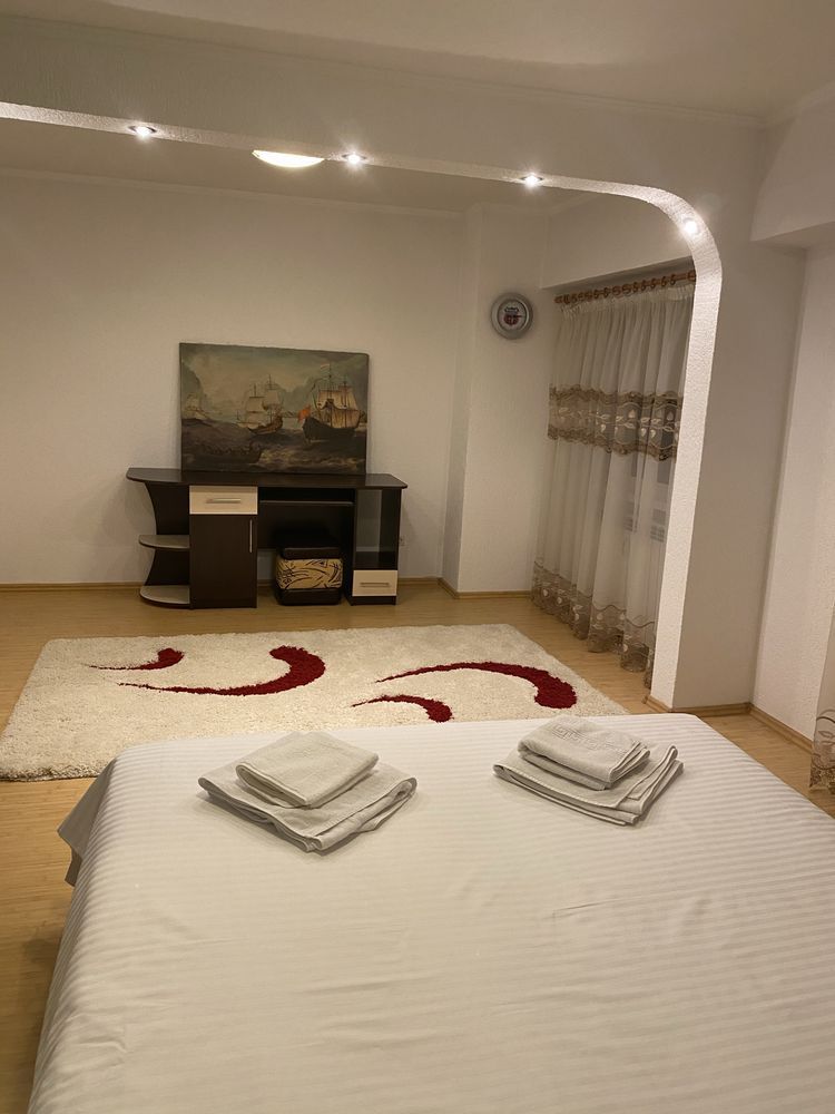 Apartament 3 camere zona Trocadero Constanta - Poză 4