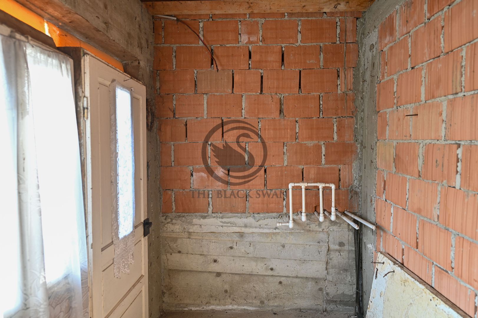 Casa la rosu de vanzare | Iordacheanu - Valea Cucului | Comision 0% - Poză 18