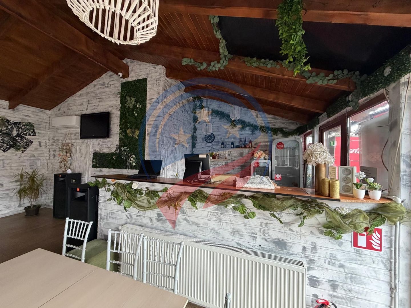 AFACERE FUNCTIONALA SALA EVENIMENTE SI PISCINA - Poză 3