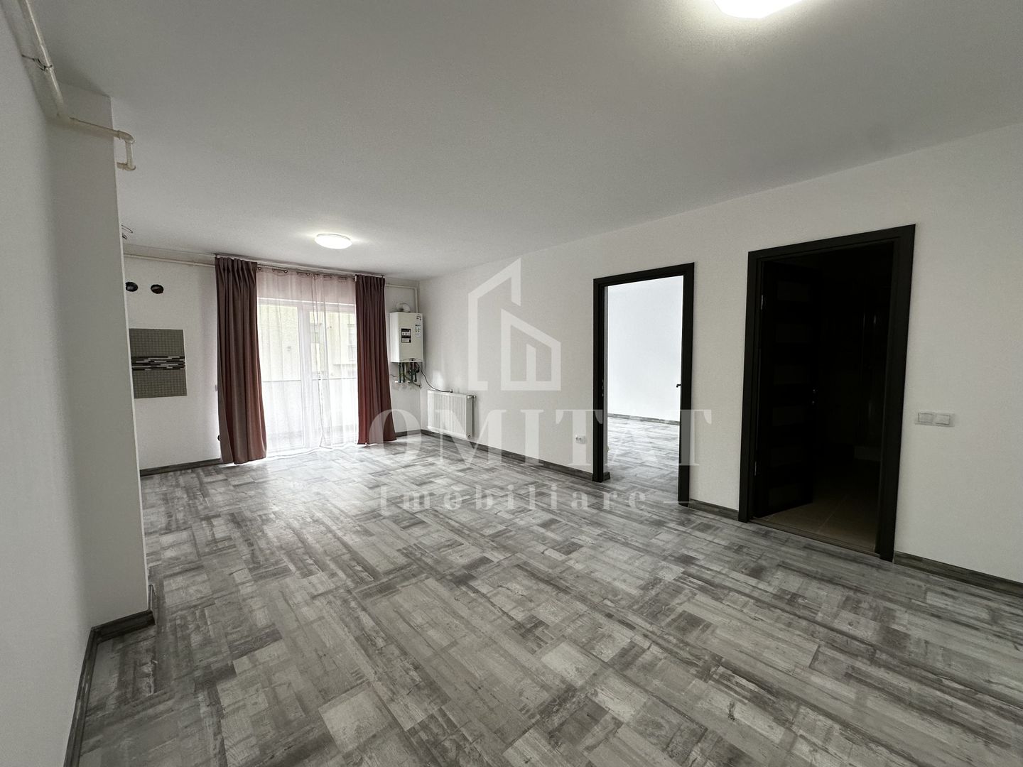 Apartament la etaj intermediar | Loc de parcare | Zona Porii - Poză 3