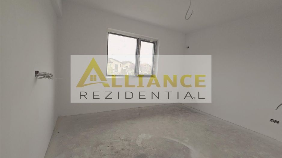 Vila individuala-str Miorita-5 camere- 390mp teren - Poză 4