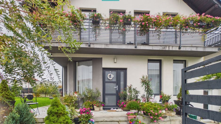 Casă 4 camere cu teren 450 mp pe Dealurile Oradei - Poză 2