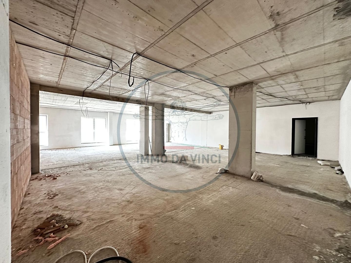 Spatii birouri 142mp si 194mp Marasti Iulius Mall finisaje la cerere - Poză 29