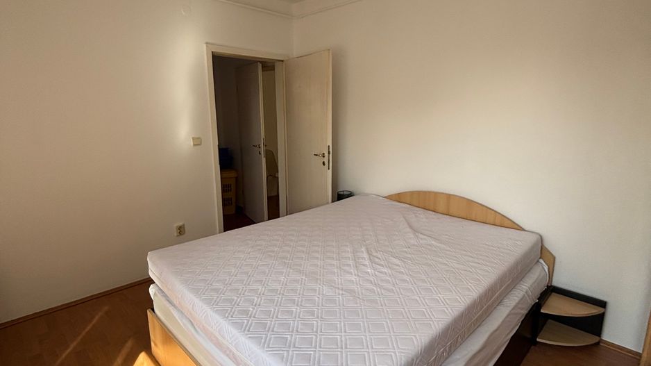 Apartament 3 camere,zona Medicina - Poză 17