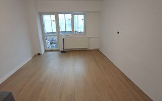 Garsoniera ultra-moderna, Aparatorii Patriei, 99.000€ - Poză 3