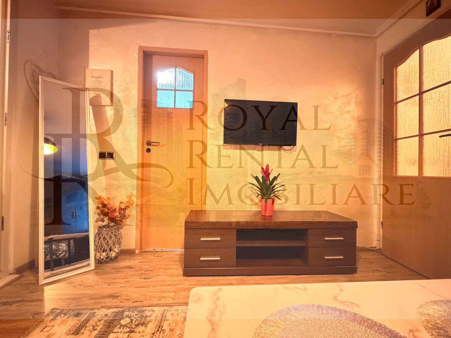 2 Camere Ultracentral | Zona Ferdinand | Modern | Curte comună - Poză 13