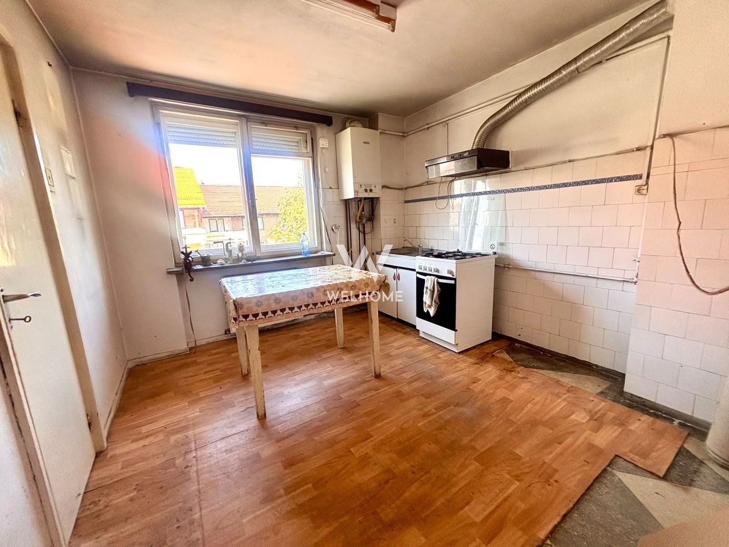 Apartament 3 camere central Ștrand cu garaj si boxa - Poză 11