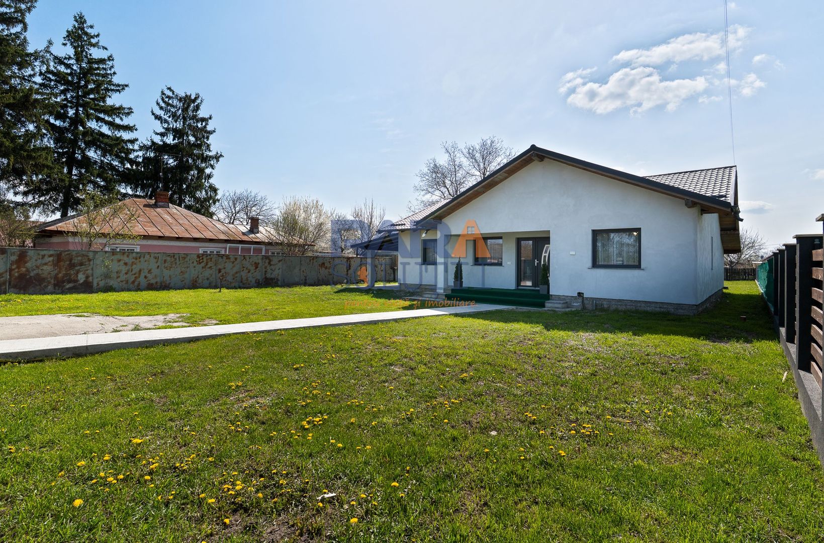 Casa ideală - 3 dormitoare, 1400 mp teren - Poză 2