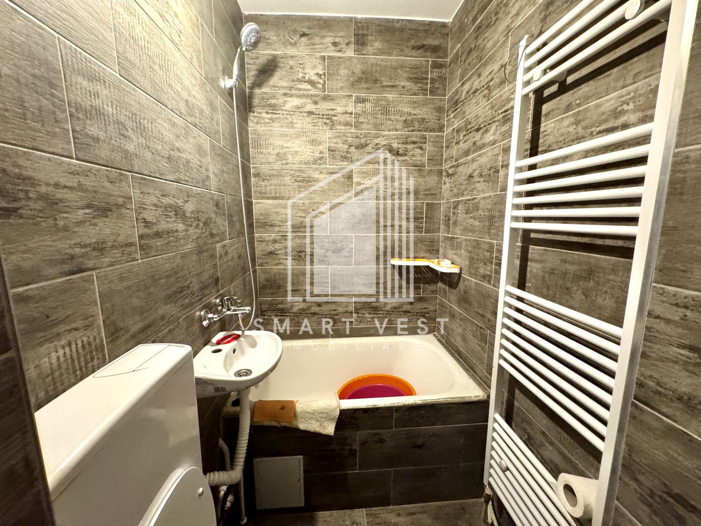 Garsoniera + balcon | Parter | Zona Micro 17,  str. Ostrovului - Poză 8