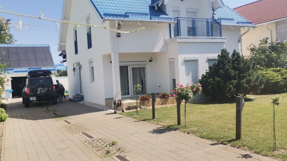 Casă deosebită în Fratellia, cu teren 657 mp - Poză 14