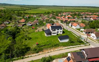 Casă la roșu din BCA de vânzare în Județul Arad - Poză 1