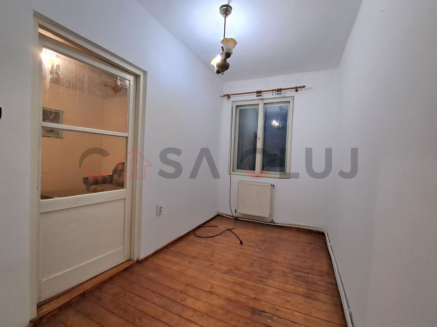 Casă calcan, Curte,  grădină, Iris!! - Poză 5