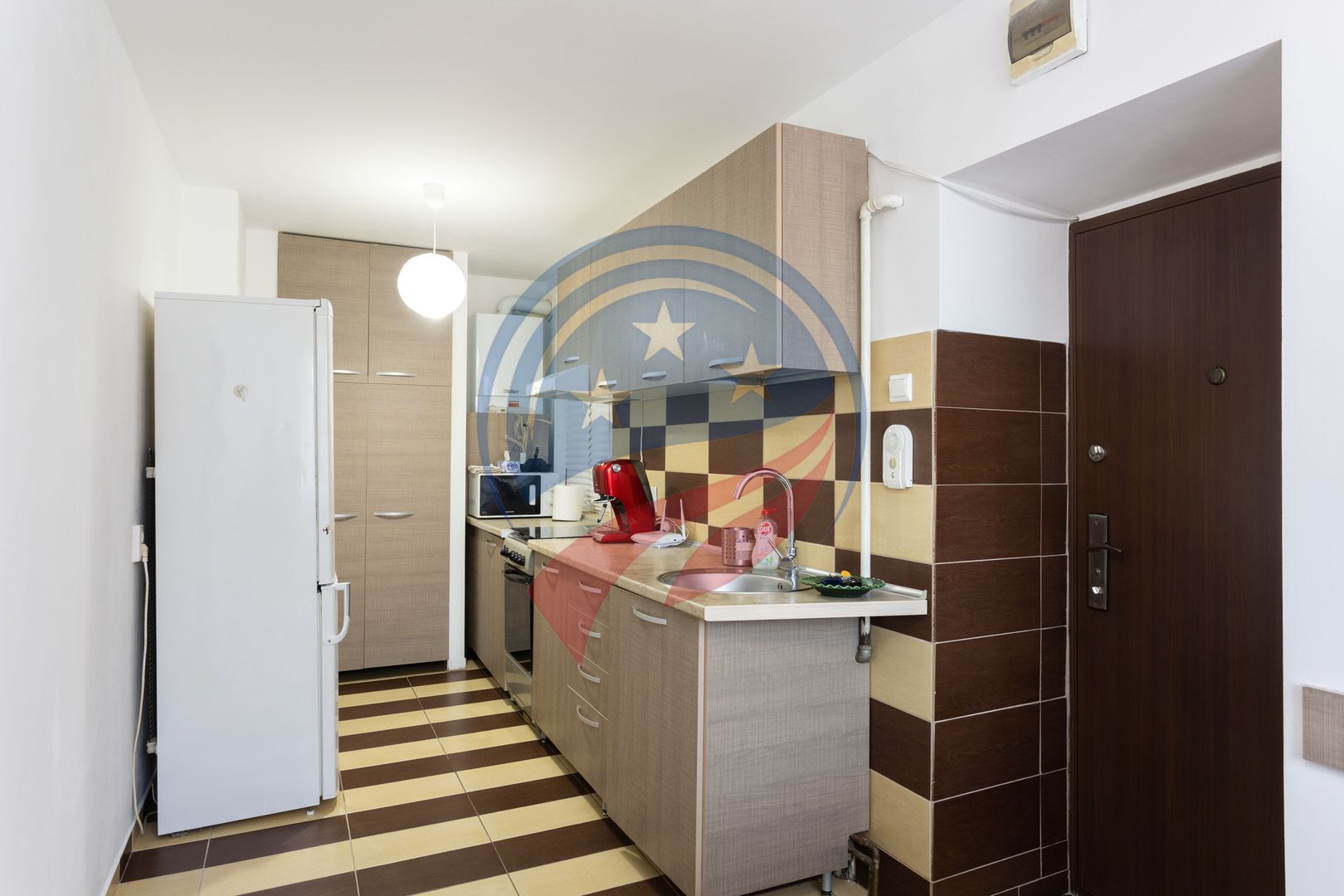 Apartament cu 2 camere ultracentral de inchiriat pe termen scurt (1-6 luni) - Poză 5