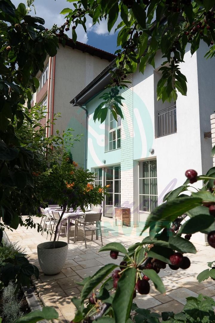 Unic și Elegant: Refugiul Provençal din Capitală - Poză 6