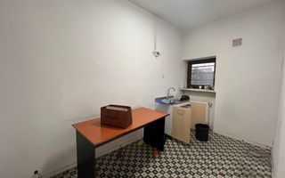 VILA INTERBELICĂ LA INCHIRIERE IN ZONA 1 MAI - Poză 3