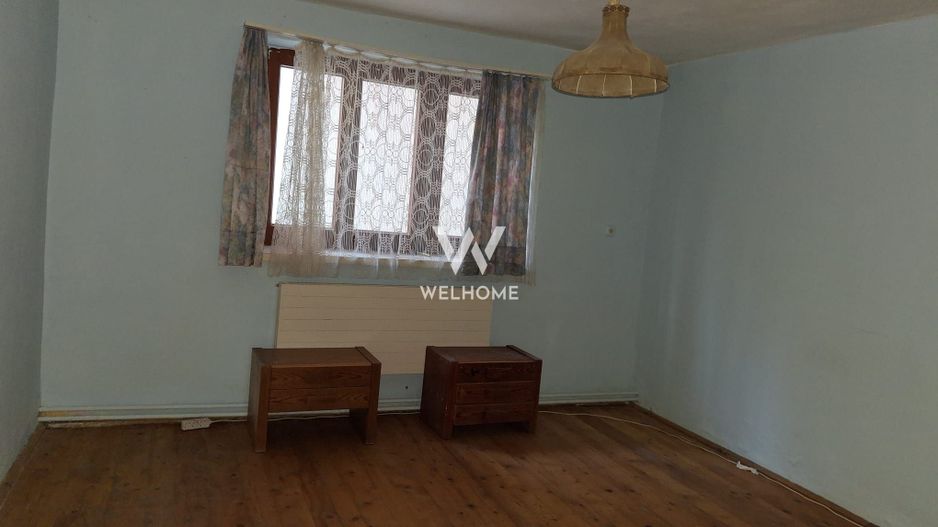 Casa cu 15 camere de vanzare in Bazna, Sibiu ( azil, pensiune) - Poză 4