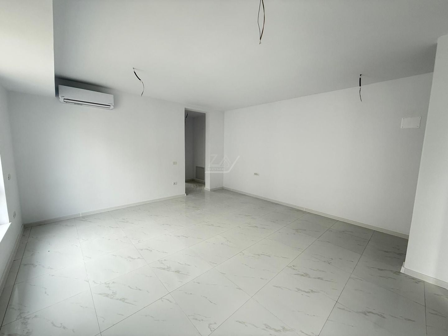 Comision 0! 2 dormitoare. Etaj 1. Asfalt. - Poză 4