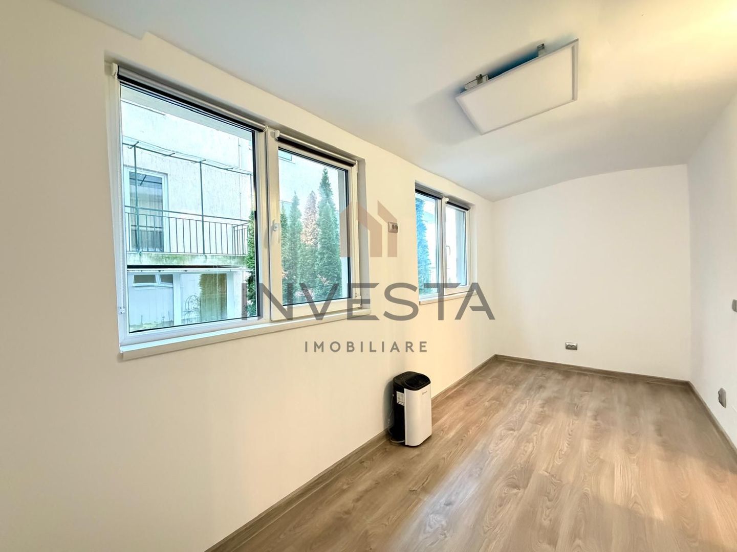 Apartament cu 3 camere , zona Vivo ! - Poză 3