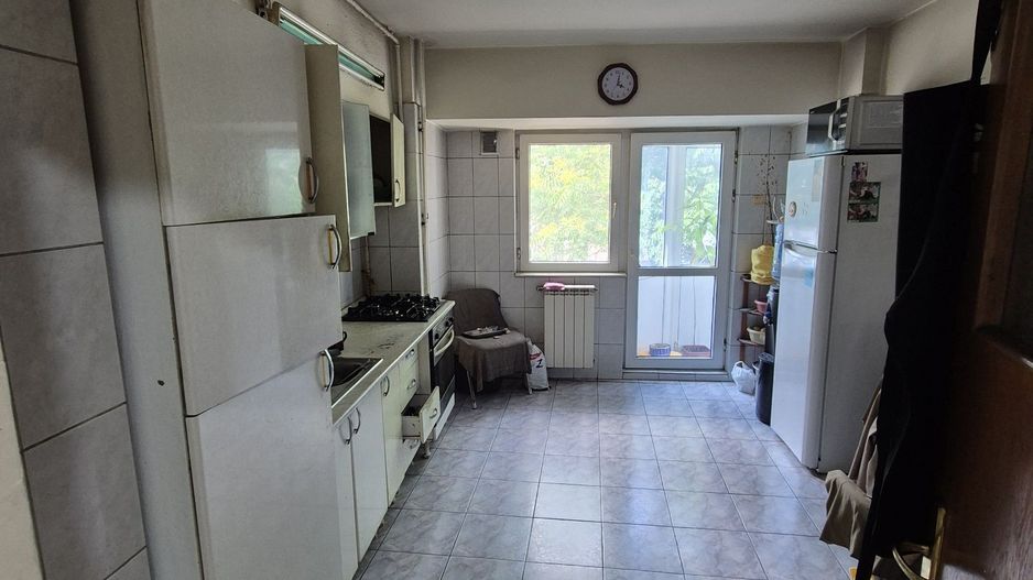 Vanzare Apartament 2 Camere Bd. Unirii la intersectia Nerva Traian cu O. Goga - Poză 2
