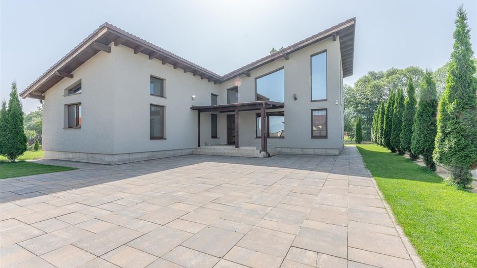 Calitate si confort in Cristian - Poză 1