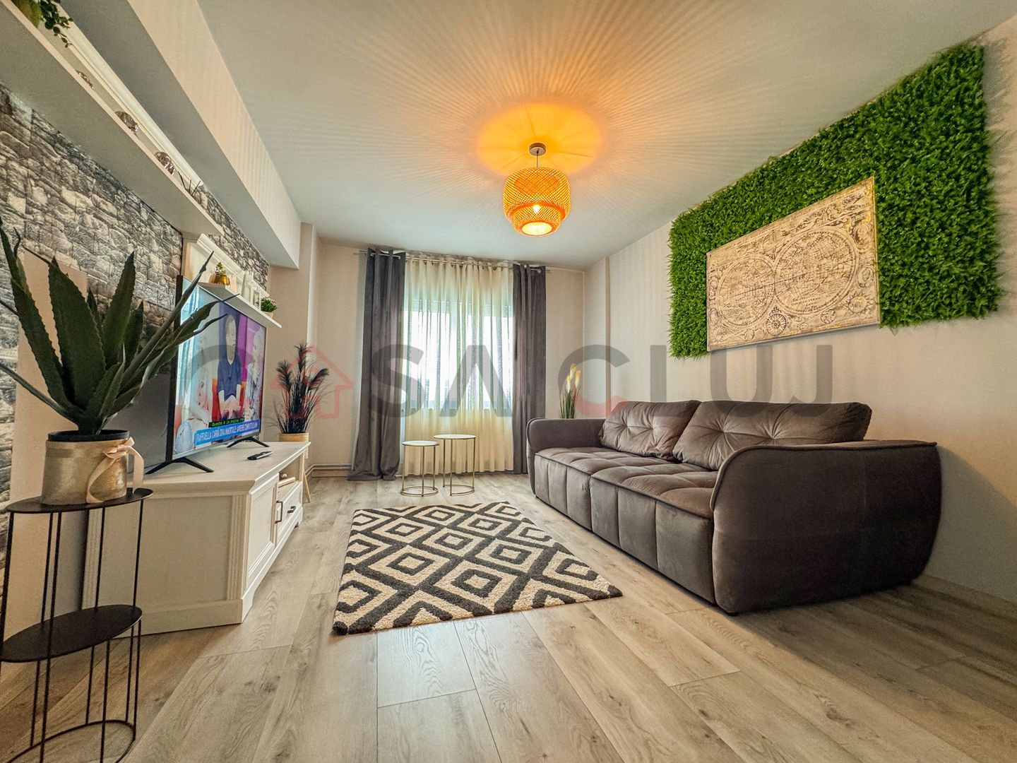 Apartament perfect pentru o familie,  zona Pod Calvaria, Manastur ! - Poză 1