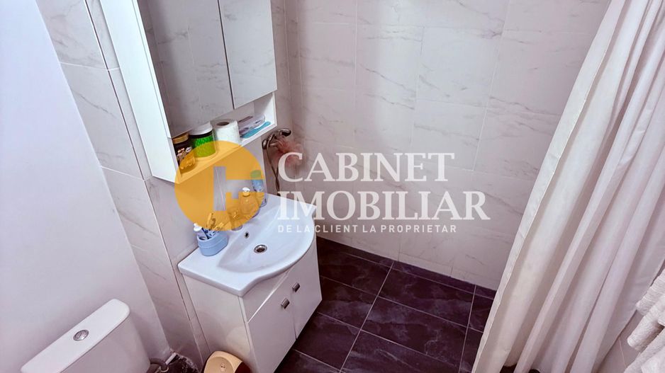 4 Camere Decomandat - Bloc din 1982 - Zona Alexandru Cel Bun - Poză 5