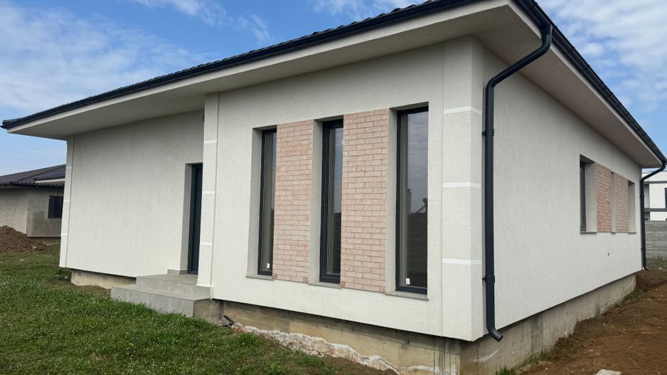 Casa parter Tunari 5 camere curte 500m2, UTILITATI, zona buna - Poză 2