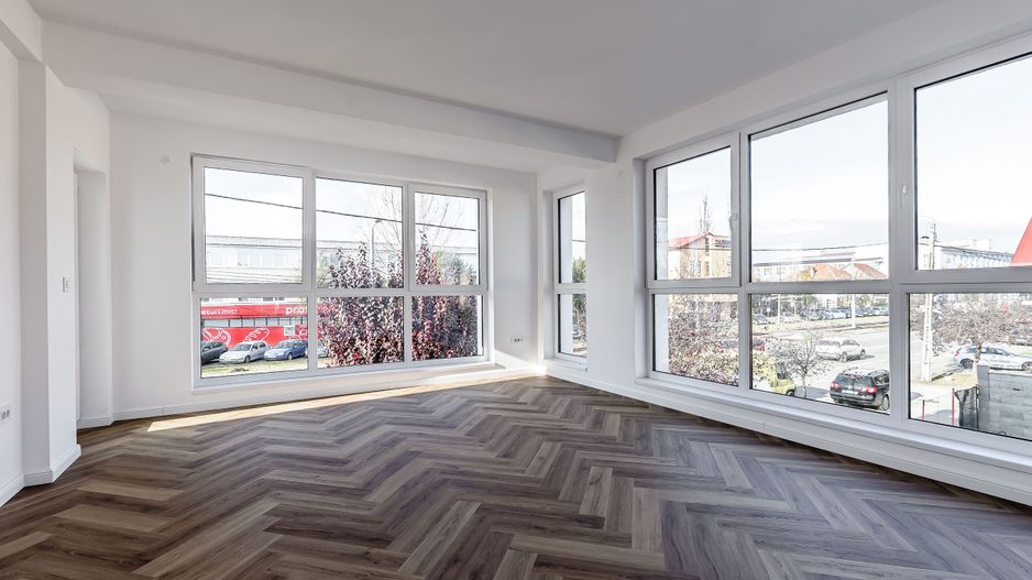 Clădire nouă P+2 cu showroom și birouri în Arad - Poză 5