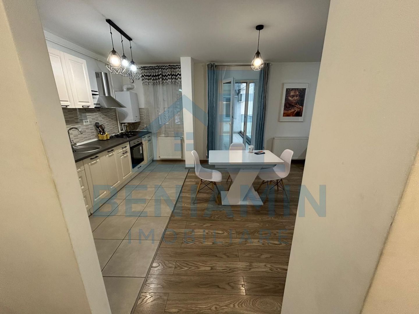 Apartament 2 camere in Top City Coresi 56mp si loc parcare plus boxa - Poză 5